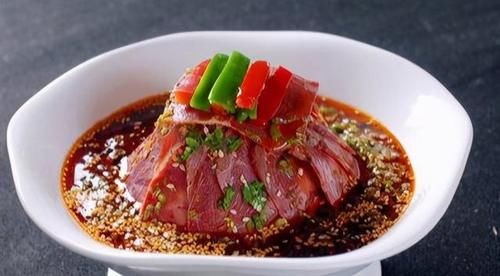 十道麻辣菜品，麻辣鲜香、盘盘美味，过年过节保证让你吃得过瘾