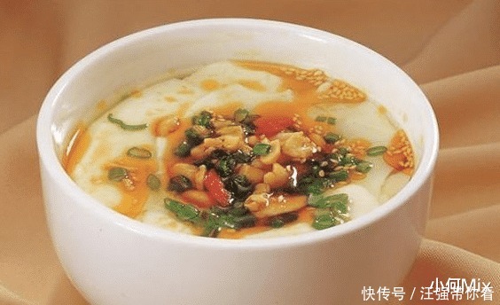  豆腐脑是怎么做的，在家怎么做出好吃的豆腐脑？