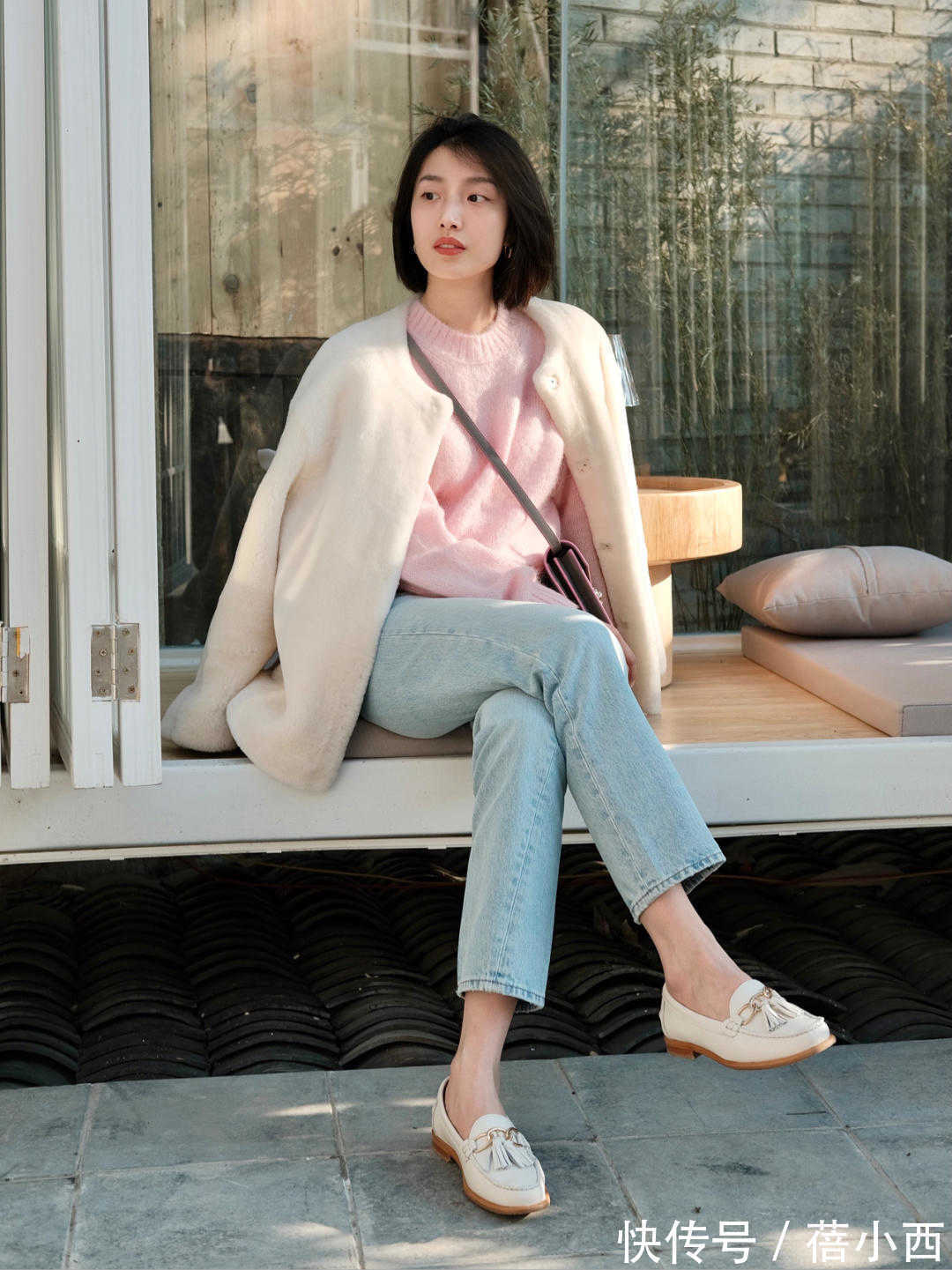 春季 春季的牛仔裤不知道怎么穿?学会这几大搭配思路,让你时尚度飙升