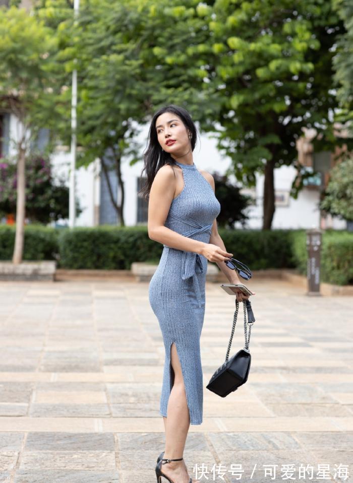 成熟|“辣妈”的别致挂脖裙,既时髦又有魅力,轻松展现成熟魅力!