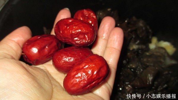 中薪|这菜千万不能隔夜吃,吃多了相当于吃慢性毒药,看了赶紧告诉家人