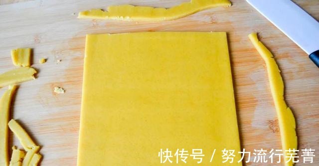 早餐|吃了半辈子面食，第一次见这个做法，不用一滴水，早餐不吃包子了！