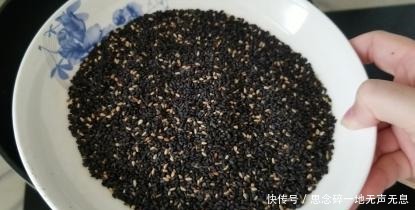 冬天,最该吃的不是花生,而是它,每天吃1小勺