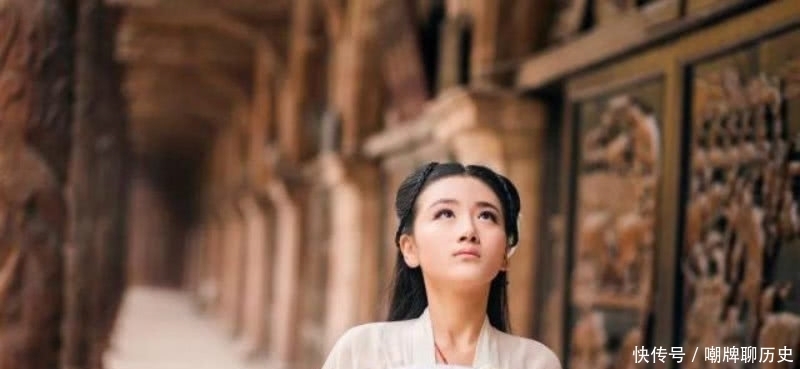 唐伯虎这首相思词写得很感人,行也思君,坐也思君,读来令人感动