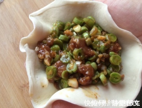 再不吃就要过季的蔬菜，营养高味道佳，一次买5斤，做包子特香