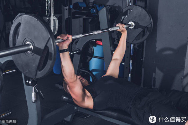 卧推|力量和肌肉的增长停滞不前？这里有一个方法帮助你解决