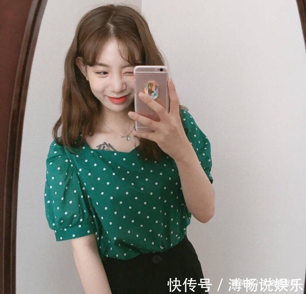 发型|初秋小香风穿搭,配洋气的时髦发型,小女生秒变大女神