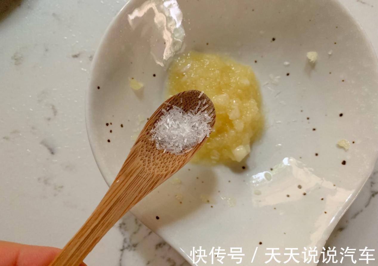 家常蒜泥白肉，制作简单不麻烦，美味可口一点不腻