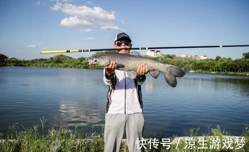 冬钓草鱼，控制好这几点因素，渔获照样不会差