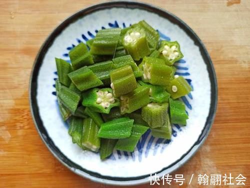 年夜饭精选6道凉拌菜，做法简单，清口解腻，端上桌一会儿就光盘