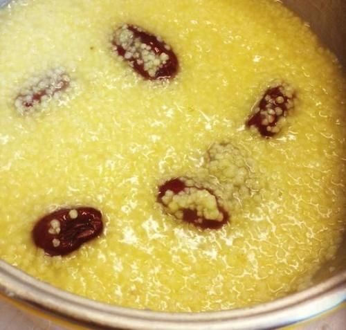 子宫|小米加一宝煮，睡眠好了，皮肤嫩滑，血管也畅通无阻，子宫更健康