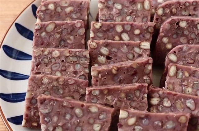 红豆糯米糕不用出去买了,教你在家做,软嫩香甜好吃,方法超简单
