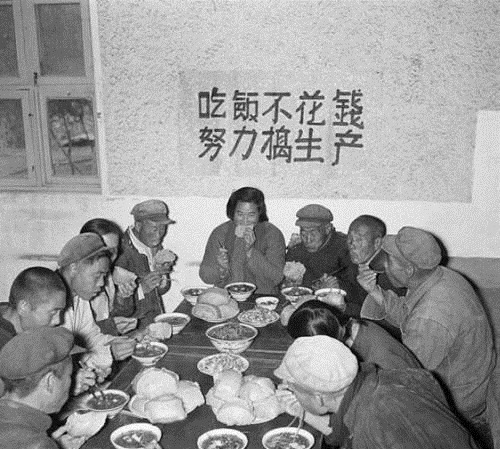 东北知青回忆:老乡教“鱼梁子”捕鱼,一晚上数千条,导致鱼绝种