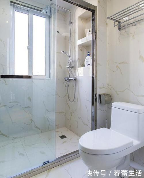 马桶|卫生间一旦没装这玩意,赶紧让工人返工,不然住着越来越臭