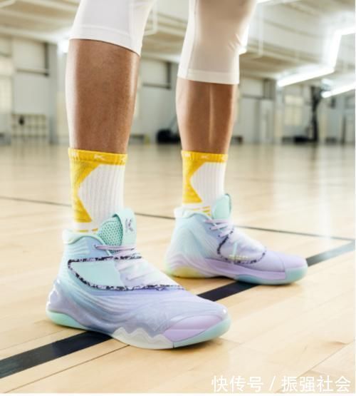 配色|全新安踏KT6“行云流水”配色正式发售!安踏的配色设计能力让人感到惊讶