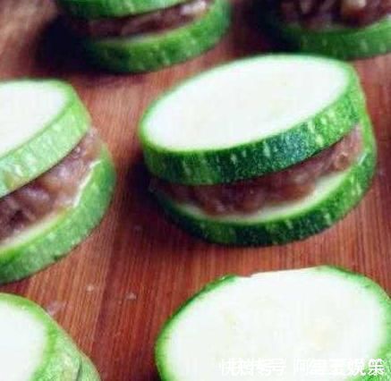 降脂|养生,推荐吃4种水果,排毒素清,降脂减肥,改善血脂血糖