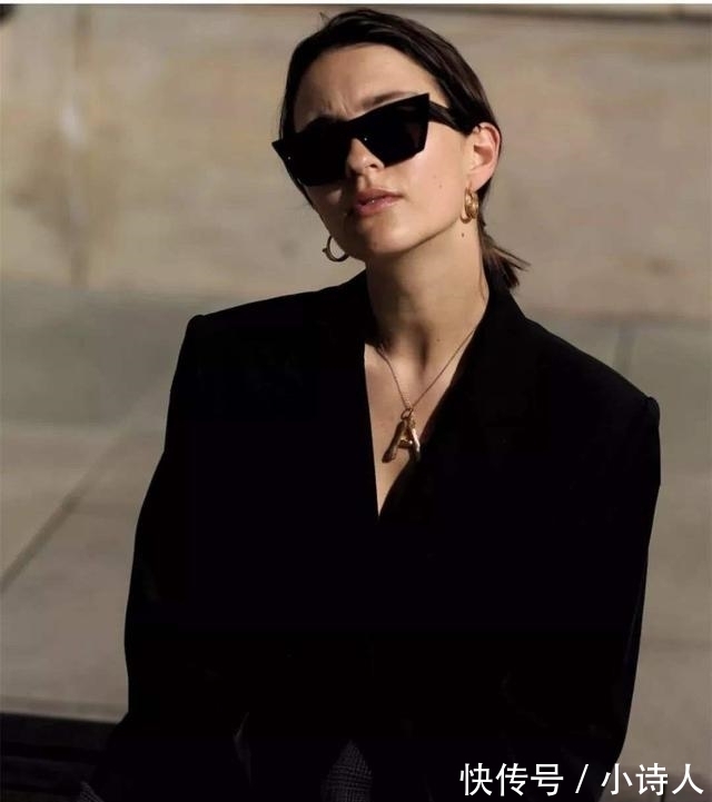 格纹 穿对大衣=高级感和显贵气?3招思路,越简单越高级