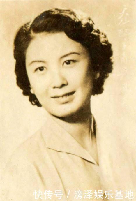 黄梅戏皇后严凤英的三段爱情故事,未婚生子也毫不在乎