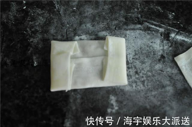 早餐别吃油条了，教你懒人做法，2块钱馄饨皮就搞定，比油条更香
