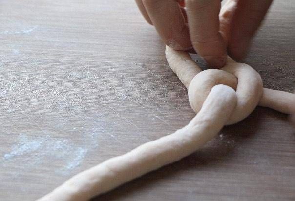 早餐别蒸馒头，换个做法，比面包还好吃，不加油不加水，营养翻倍