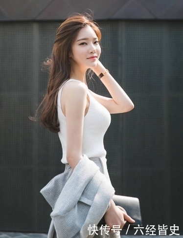 曼妙|街拍:时尚出街的大姐姐,凹凸曼妙,美丽时尚性感大方!