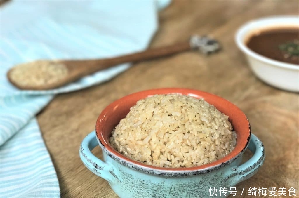 糙米|糖尿病人最不适合的主食是哪一种?哈佛医学院:吃它如同吃糖