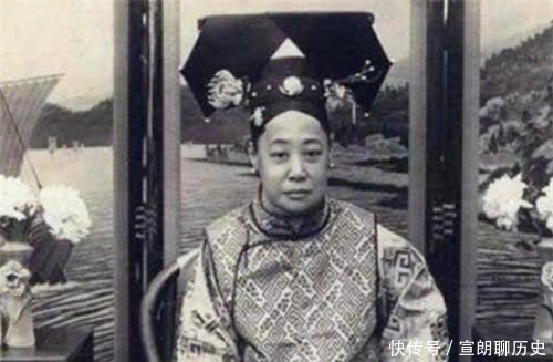 光绪瑾妃|光绪瑾妃的“书法”曝光,笔笔酣畅淋漓,字体如同印刷体一般工整