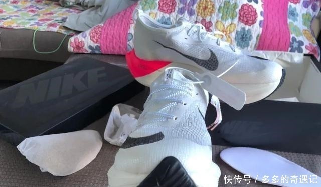 气垫 最强跑鞋Alphafly Next 开箱测评!如此高科技也成高危了吗!