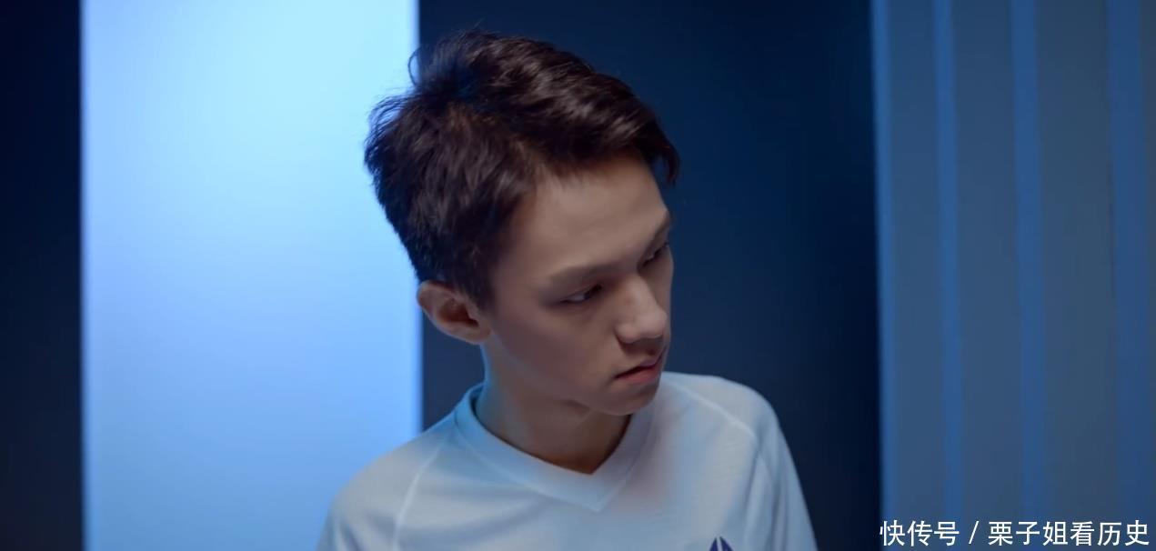 选手|LPL又一选手患上怪病!打比赛的时候,会不自觉地抽搐和眨眼!