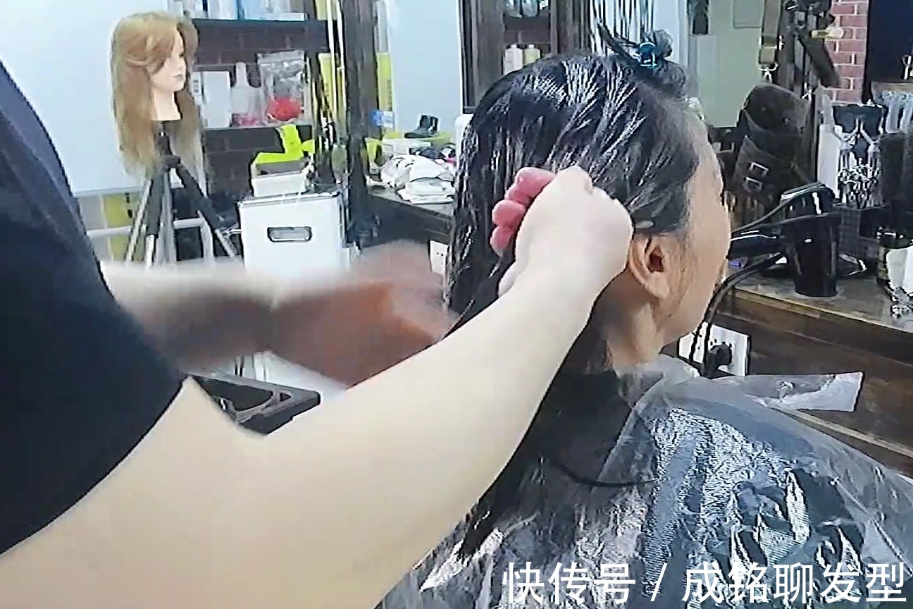 涂抹|做一次离子烫需要几个小时，用这三种方法，用时短品质好不伤发