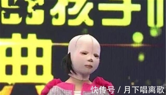 一场车祸,让这位6岁的小女孩戴着头套上学,受尽同学无尽的嘲笑