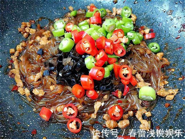 木耳|炒粉条时，别直接下锅，多加1步，粉条根根顺滑，不粘锅，不成坨