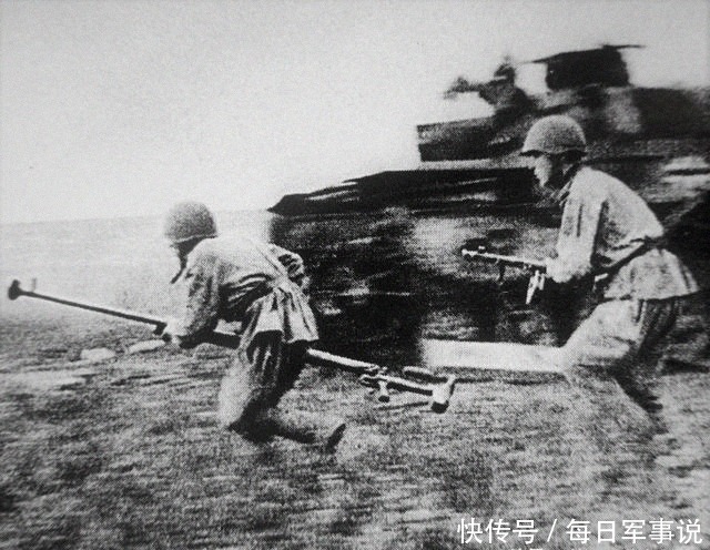 进攻中的苏军|一组二战老照片，库尔斯克战役中的苏军