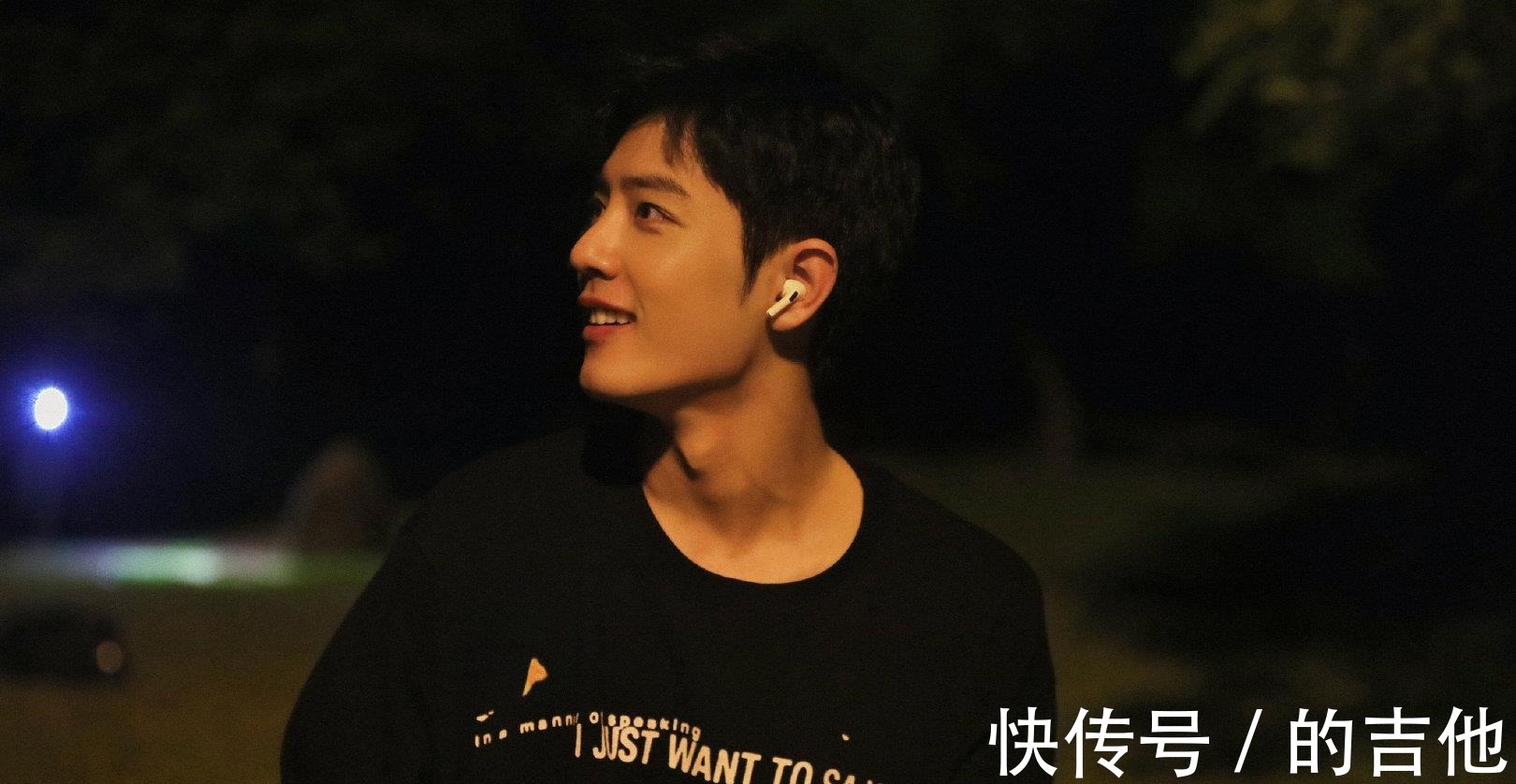 肖戰(zhàn)凌晨放風(fēng)箏了！僅5分鐘，點(diǎn)贊就15萬(wàn)！按慣例，vlog也快了吧