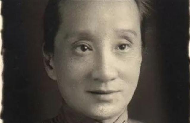 宋紫佩$1936年鲁迅深夜病故,独守空房41年的朱安,说了一句著名怨言