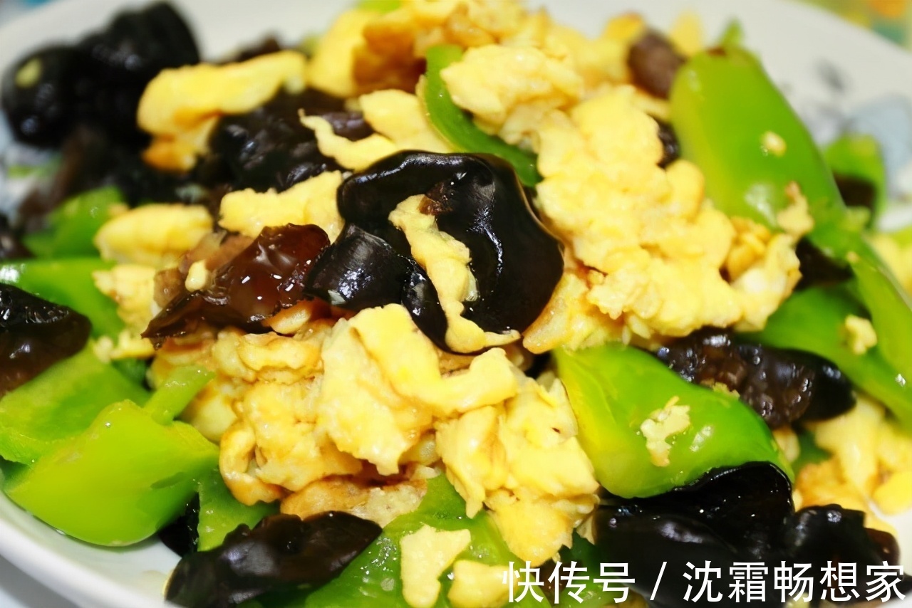 鱼片|女性担心早衰老，推荐3种美食，润肤养颜，延缓衰老！