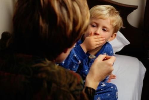 蒙头|孩子睡觉存在这种习惯,早改为好,拖得越久,越影响颜值