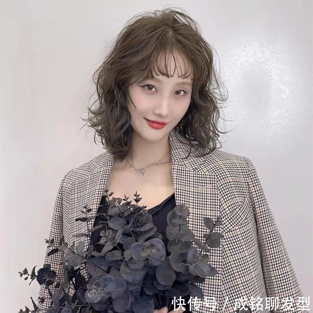 卷发|9款适合40到60岁女人的烫发,都是现在流行款式,时尚减龄好打理