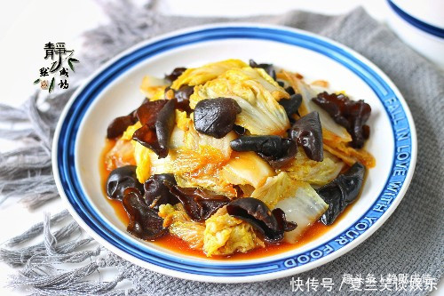  美味|此菜每周必吃，做法简单又美味，清洁肠道还补血，给肉都不换