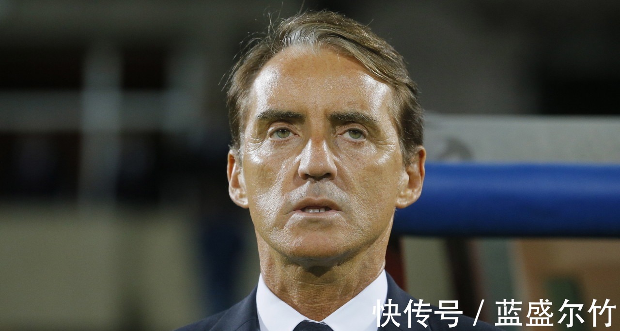 藍(lán)衣軍團(tuán)|歐洲杯決賽早早丟球，曼奇尼調(diào)侃也許那天我們?cè)庥龆萝?chē)是原因！