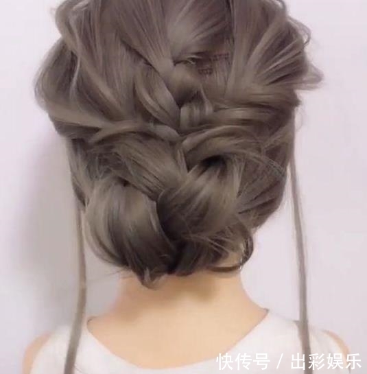 头发造型初学者也不怕失败!精选10款超简单低发髻盘发,变换乐趣