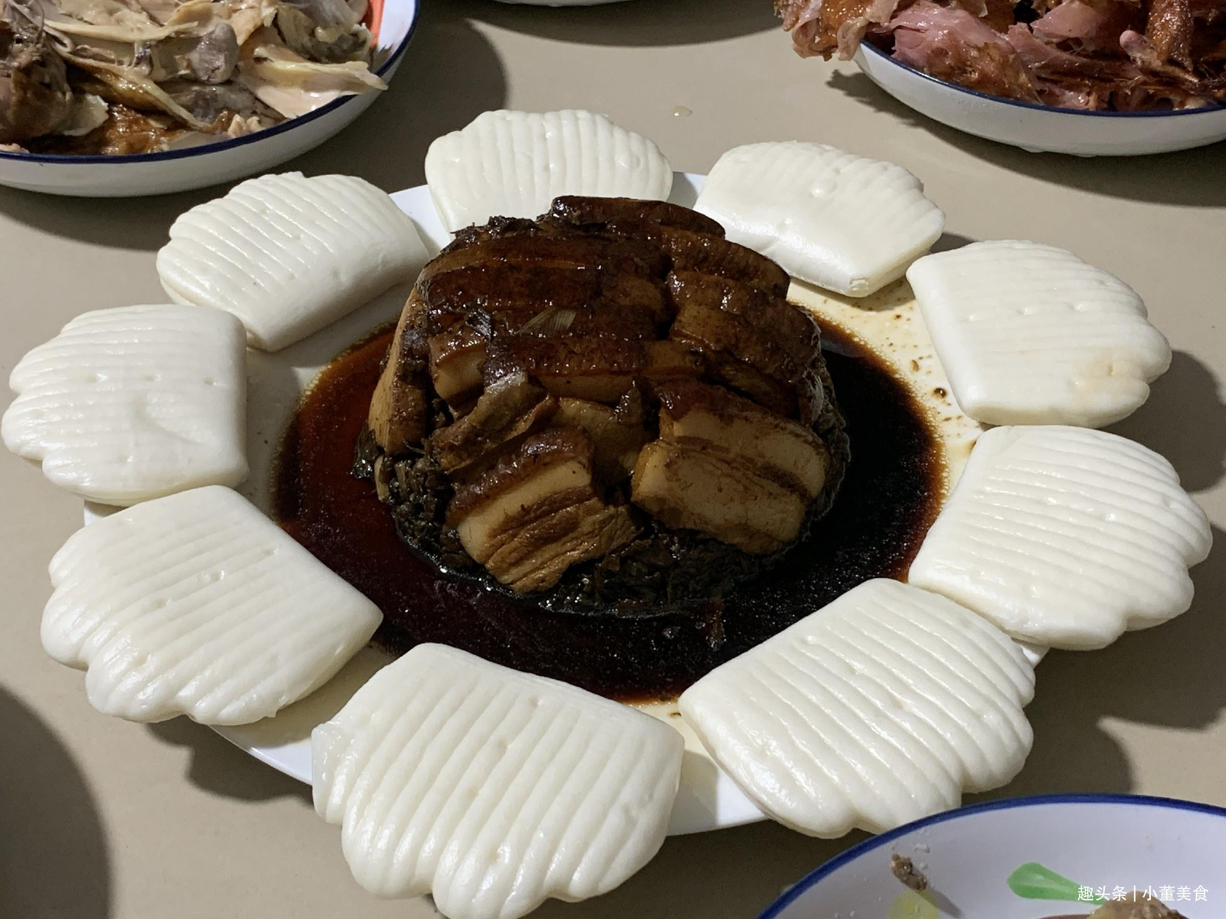 正宗扣肉的家常做法，掌握好技巧其实也不难，肥而不腻，全家爱吃