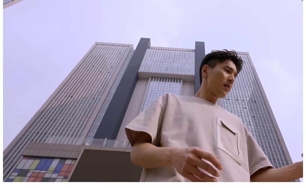 关晓彤|最后的赢家：李易峰捉泥鳅，秦霄贤被困鸡窝！这是什么宝藏综艺？