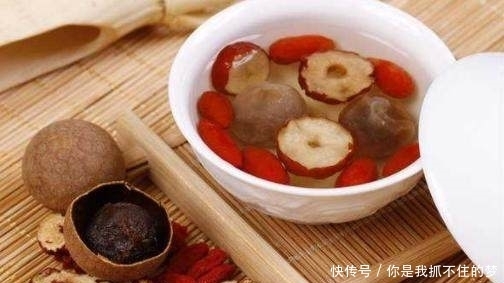 山楂干泡水有什么好處，怎樣正確食用山楂干？