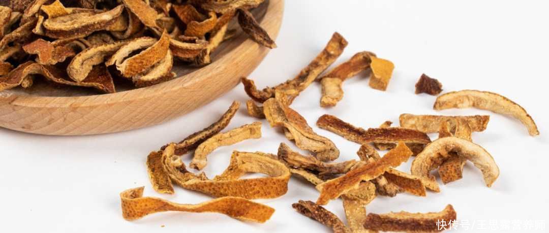  但有|新鲜橘皮泡水能治病？老实说，并不会，但有3大功效显而易见