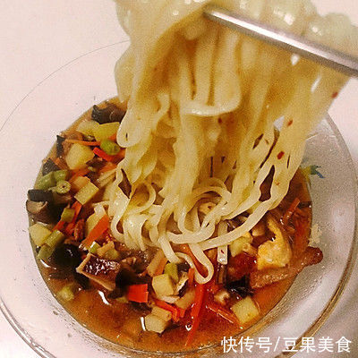 家常美味臊子面这样做好吃一百倍!多吃还能助消化