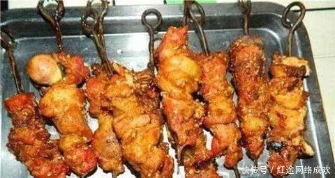 馕坑里面|来到乌鲁木齐,一定要吃的6道美食,不吃你就白来了!