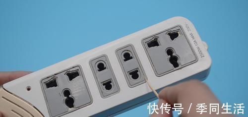 缝隙|不管插线板有多脏，教你一招，不用一滴水，插线板跟新的一样干净