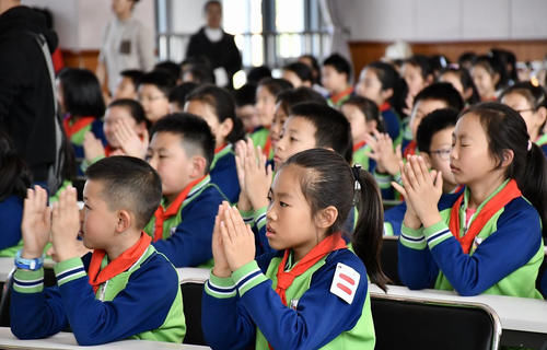 教育部|教育部最新通知，大中小学生炸锅了，家长：建议取消这门课程