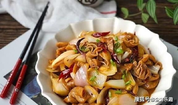 味道|这两食材虽然口味重，放一起爆炒，味道香的隔一条街都能闻到